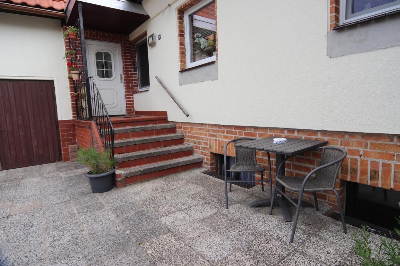 Ruhige Wohnung Mit Terrasse Nur 5 Minuten Zur Mueritz Marienfelde Exterior photo